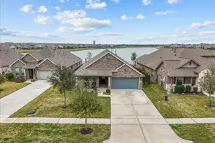 2417 Arbor Edge Crossing, Texas City, TX 77568 - Photo 29