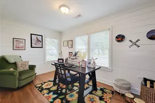 505 S Jackson St, Brenham, TX 77833 - Photo 17