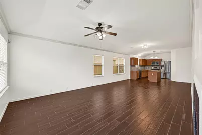 18314 Valiant Brook Court, Humble, TX 77346 - Photo 9