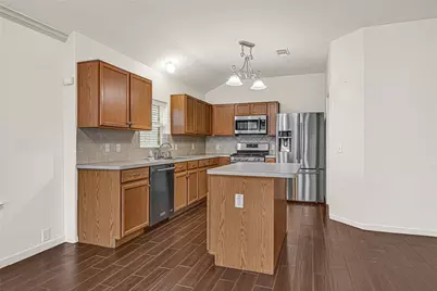 18314 Valiant Brook Court, Humble, TX 77346 - Photo 11