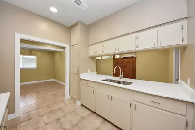 5326 Heatherbrook Drive, Houston, TX 77045 - Photo 19