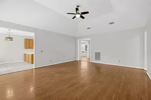 19034 Canyon River Ln, Houston, TX 77084 - Photo 5