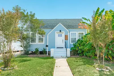 4417 Avenue R, Galveston, TX 77550 - Photo 1