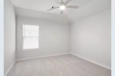3216 Bushy Hawthorn Drive, Conroe, TX 77301 - Photo 15