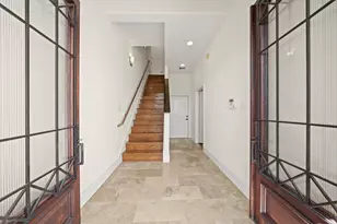 1304 W Dallas St, Houston, TX 77019 - Photo 9