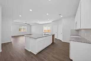 16681 Heritage Pnes Ln, Conroe, TX 77302 - Photo 3