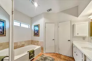 2442 Hodges Bend Cir, Sugar Land, TX 77479 - Photo 19