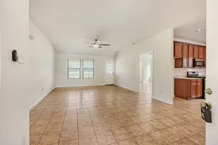 387 De Coster Blvd, Alvin, TN 77511 - Photo 11