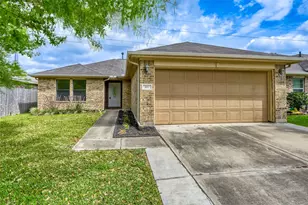 387 De Coster Blvd, Alvin, TX 77511 - Photo 1
