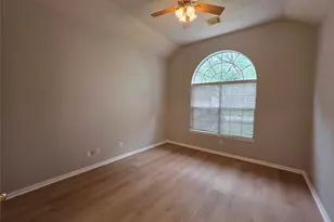3116 Ravens Lake Cir, League City, TX 77573 - Photo 3
