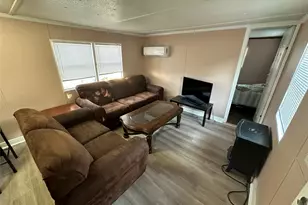 9578 Darkwood St, Willis, TX 77318 - Photo 5