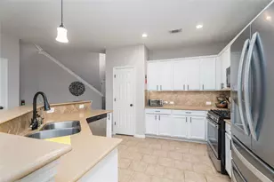 6142 Bradie Ct, League City, TX 77573 - Photo 11