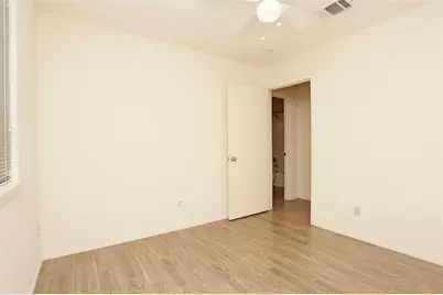 1302 Silver Morning Drive, Katy, TX 77450 - Photo 7