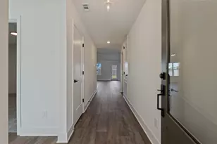 10281 Pelican Hl Ln, Cleveland, TX 77327 - Photo 3