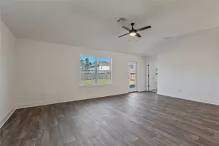 10281 Pelican Hl Ln, Cleveland, TX 77327 - Photo 15