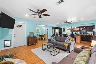 939 17th Street St, Dickinson, TX 77539 - Photo 5