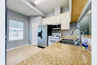 13739 Canyon Hollow Loop, Houston, TX 77083 - Photo 11