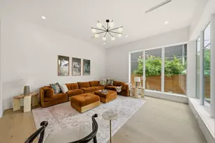 2612 Greenleaf St, Houston, TX 77009 - Photo 9