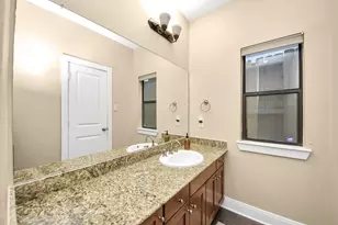 2414 Charleston St, Houston, TX 77021 - Photo 7