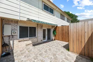 1310 Country Pl Dr, Houston, TX 77079 - Photo 21