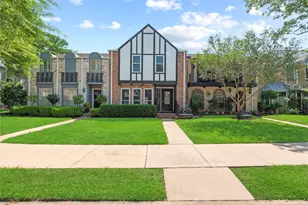 1310 Country Pl Dr, Houston, TX 77079 - Photo 1