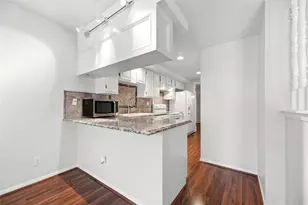 1310 Country Pl Dr, Houston, TX 77079 - Photo 13