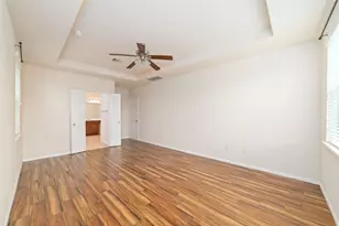 8919 Inglebrook Ln, Houston, TX 77083 - Photo 9