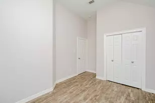 10347 Panther Point Dr, Houston, TX 77099 - Photo 17