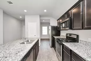 9878 Laurel Lake Ln, Conroe, TX 77384 - Photo 9