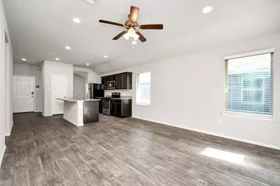 9878 Laurel Lake Lane, Conroe, TX 77384 - Photo 15