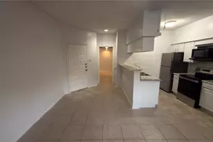 10855 Meadowglen Ln, Houston, TX 77042 - Photo 13