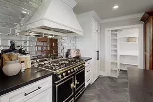 308 Pershing Ave, College Station, TX 77840 - Photo 11