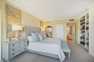 121 N Post Oak Ln, Houston, TX 77024 - Photo 7