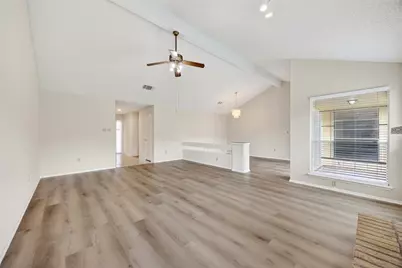 12047 Plumpoint Drive, Houston, TX 77099 - Photo 9