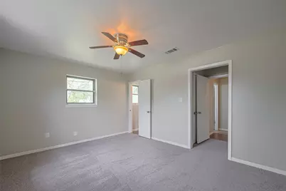 111 N 11th Street, Highlands, TX 77562 - Photo 23