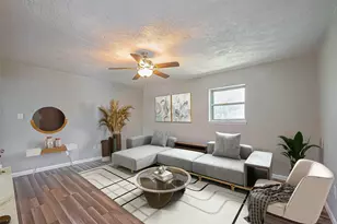 111 N 11th St, Highlands, TX 77562 - Photo 5