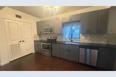 2300 Stanford Street #D, Houston, TX 77006 - Photo 9