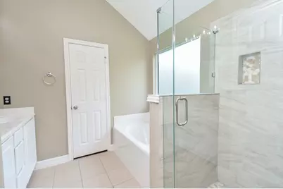 15975 Cottage Ivy Circle, Tomball, TX 77377 - Photo 25
