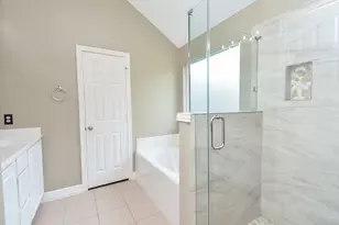15975 Cottage Ivy Cir, Tomball, TX 77377 - Photo 25