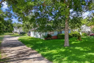 246 Rebecca St, Houston, TX 77022 - Photo 3