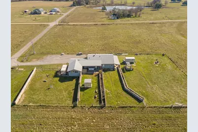 142 Zimmerhanzel Road, Flatonia, TX 78941 - Photo 1