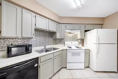 10630 Westbrae Parkway #606, Houston, TX 77031 - Photo 1