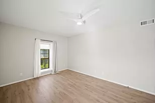 2475 Underwood St, Houston, TX 77030 - Photo 21