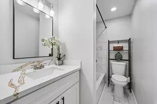 8939 Gaylord St, Houston, TX 77024 - Photo 15