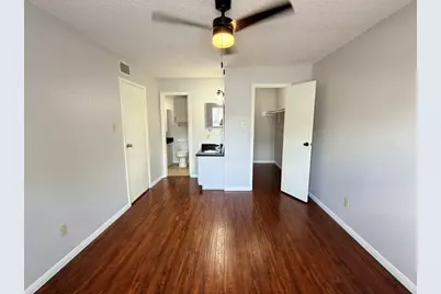 2750 Holly Hall Street, Houston, TX 77054 - Photo 7