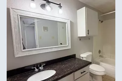 2750 Holly Hall Street, Houston, TX 77054 - Photo 9