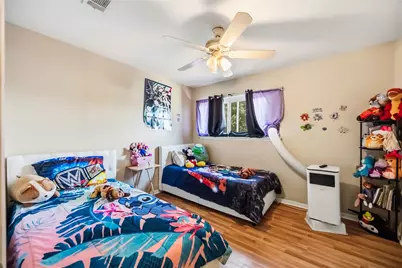 11507 Kirkvalley Drive, Houston, TX 77089 - Photo 25