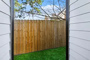 825 Woodcrest Dr, Houston, TX 77018 - Photo 29