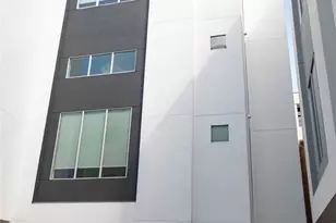 2423 W Main St, Houston, TX 77098 - Photo 3