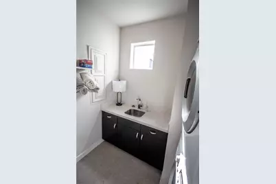 2423 W Main Street #B, Houston, TX 77098 - Photo 17